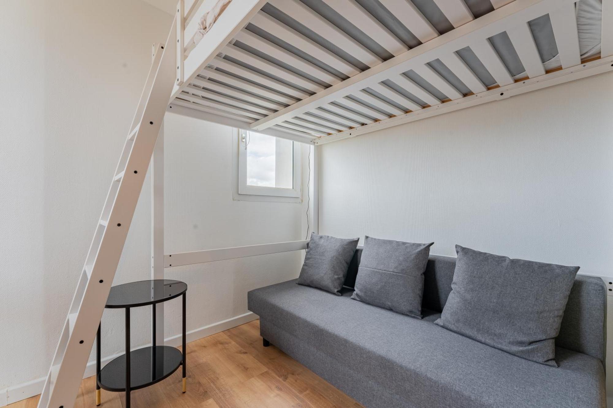 Апартаменты Charlemagne - Studio Confortable Avec Parking Gratuit - Quelques Pas De La Gare, Cuisine, Wifi Аррас Экстерьер фото