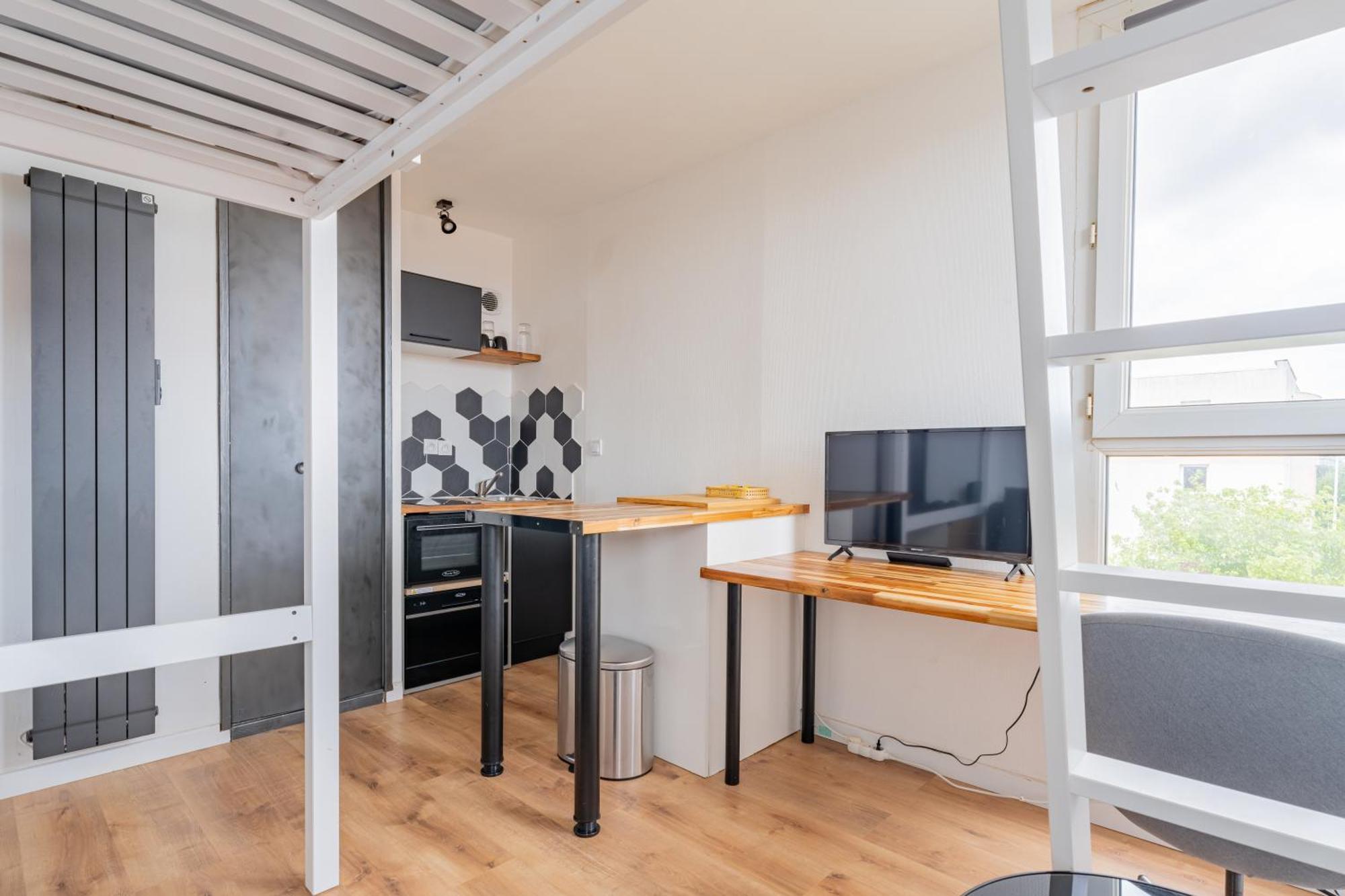 Апартаменты Charlemagne - Studio Confortable Avec Parking Gratuit - Quelques Pas De La Gare, Cuisine, Wifi Аррас Экстерьер фото